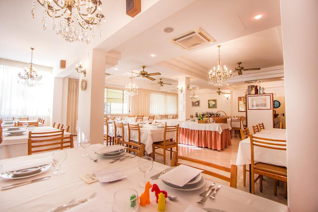 Casa Portofino Rooms&Breakfast Cesenatico Ngoại thất bức ảnh